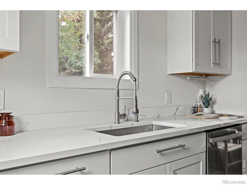 1550 Jefferson Ave, Loveland, CO 80538