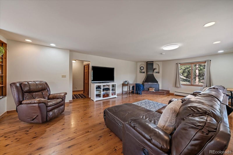 34 Normandy Rd, Evergreen, CO 80439