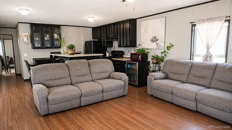 4210 100 Th Ave, Thornton, CO 80229