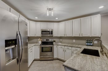 8693 Dry Creek Rd #922, Centennial, CO 80112