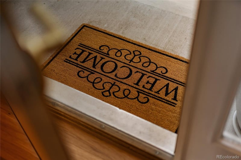 1417 Pineridge Ln, Castle Pines, CO 80108