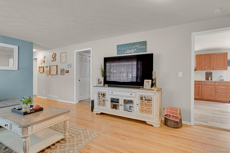 7232 Broadway , Centennial, CO 80122