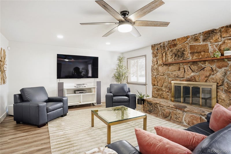 11550 E 2nd Ave, Aurora, CO 80010