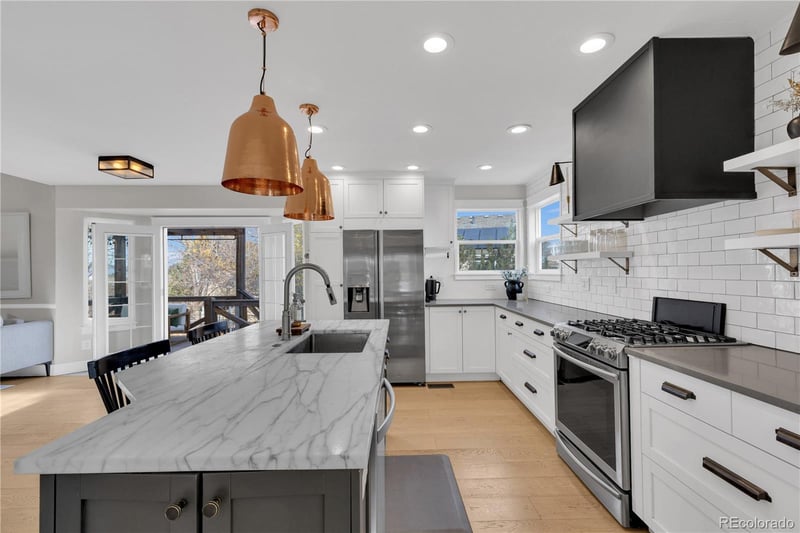 6823 Edgewood Pl, Highlands Ranch, CO 80130