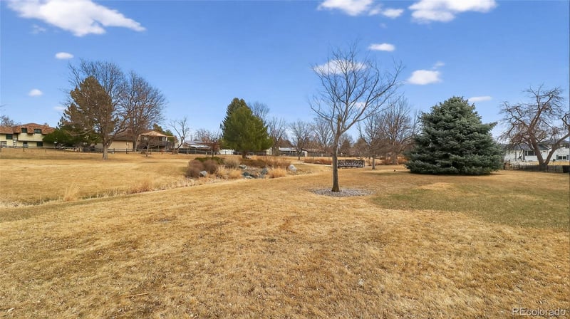 1370 Daphne St, Broomfield, CO 80020