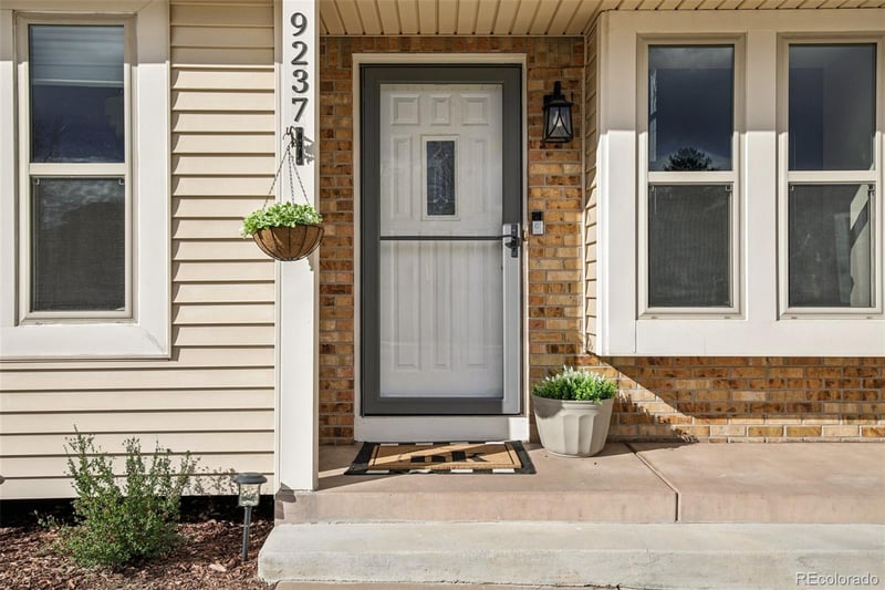9237 Nichols Pl, Littleton, CO 80128