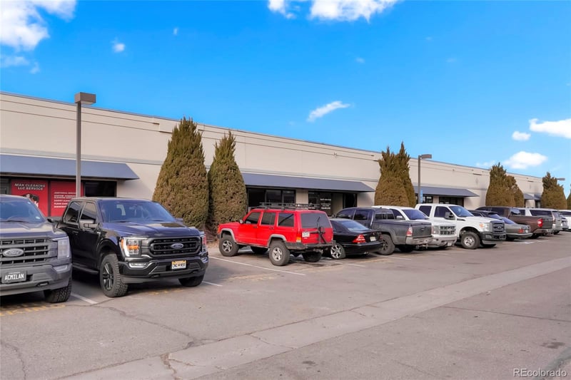 374 Norfolk St, Aurora, CO 80011