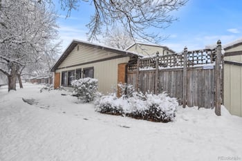 16015 Ithaca Pl #E, Aurora, CO 80013