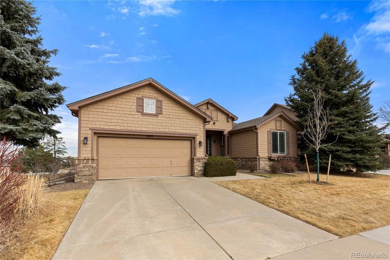 868 Bramblewood Dr, Castle Pines, CO 80108