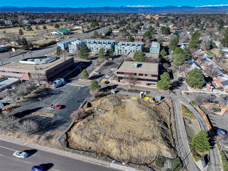 3401 Yosemite St, Denver, CO 80231