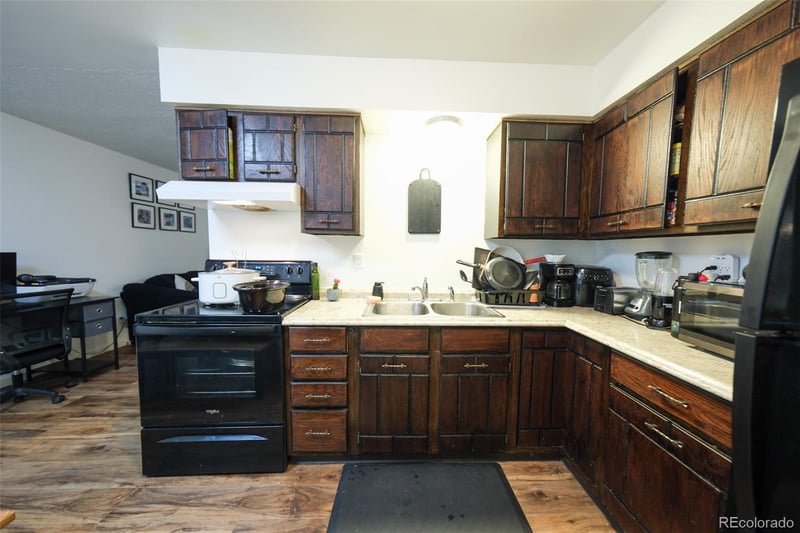 207 Bonney Dr, Alamosa, CO 81101