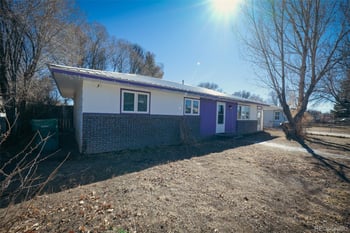 207 Bonney Dr, Alamosa, CO 81101