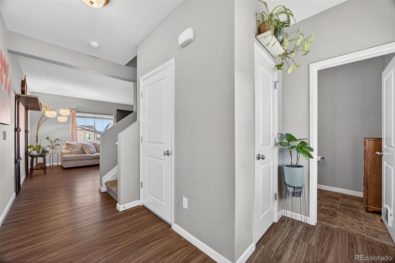 2042 Villageview Ln, Castle Rock, CO 80104