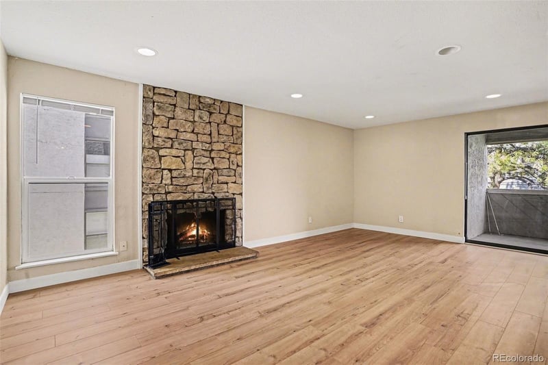 9867 Peakview Ave #E06, Englewood, CO 80111