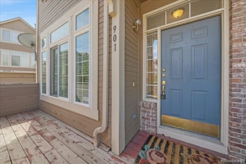 5555 Briarwood Ave #901, Centennial, CO 80122