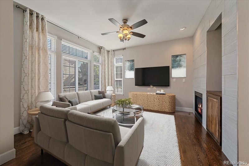 5555 Briarwood Ave #901, Centennial, CO 80122