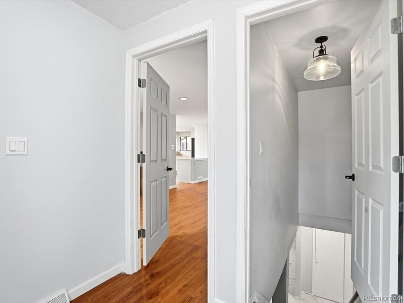 8524 10th Ave, Lakewood, CO 80215