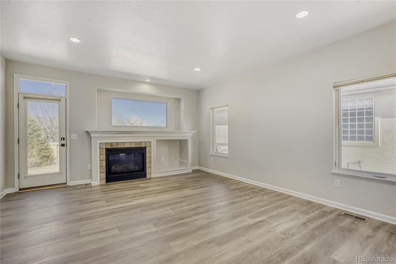 1966 Hillside Pl, Windsor, CO 80550