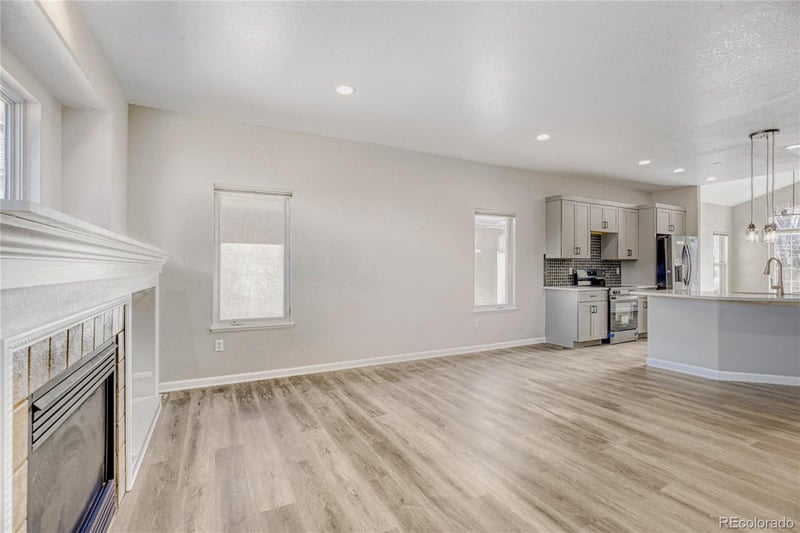 1966 Hillside Pl, Windsor, CO 80550