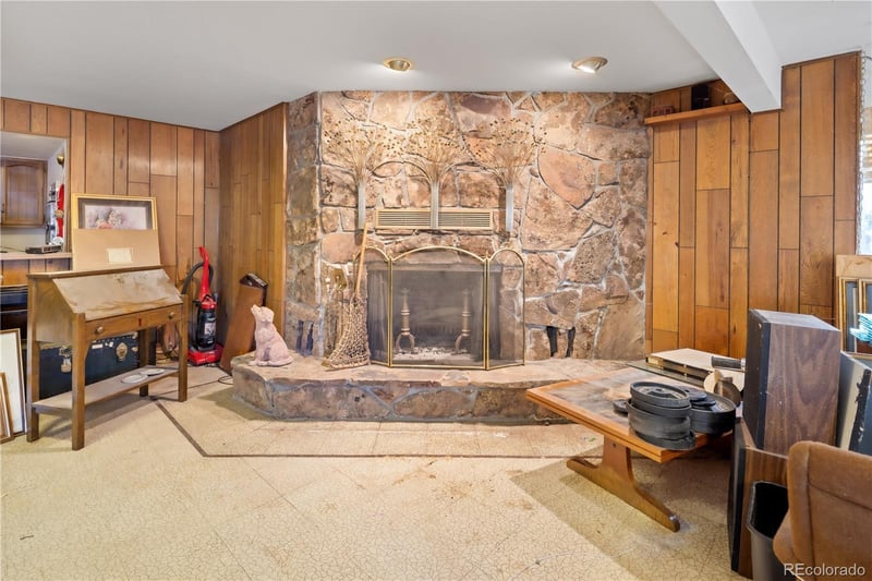 2651 Chase Ln, Lakewood, CO 80227