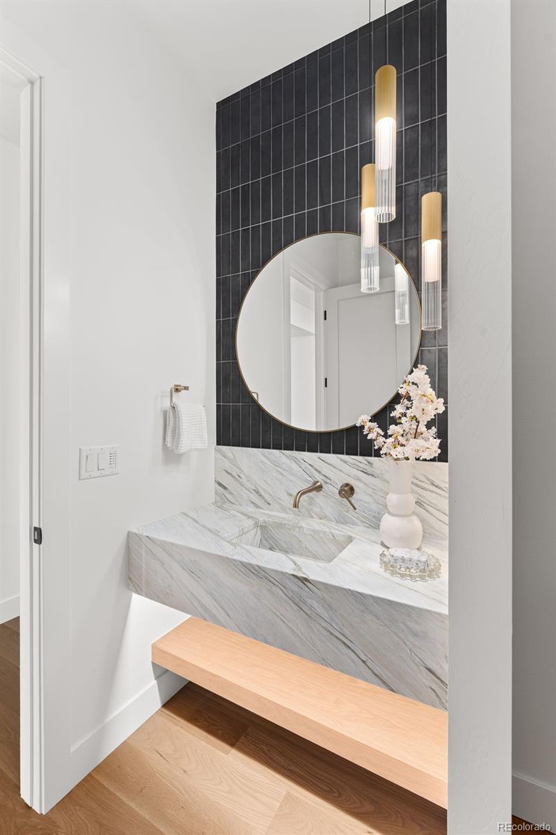 3310 Clermont St, Denver, CO 80222