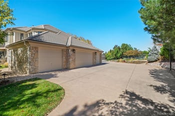 298 Fairchild Dr, Highlands Ranch, CO 80126