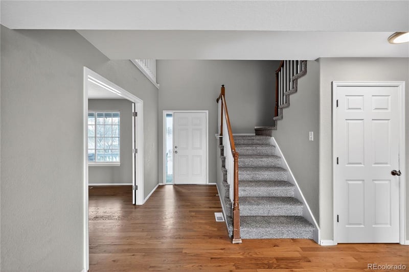 23291 Orchard Pl, Aurora, CO 80015