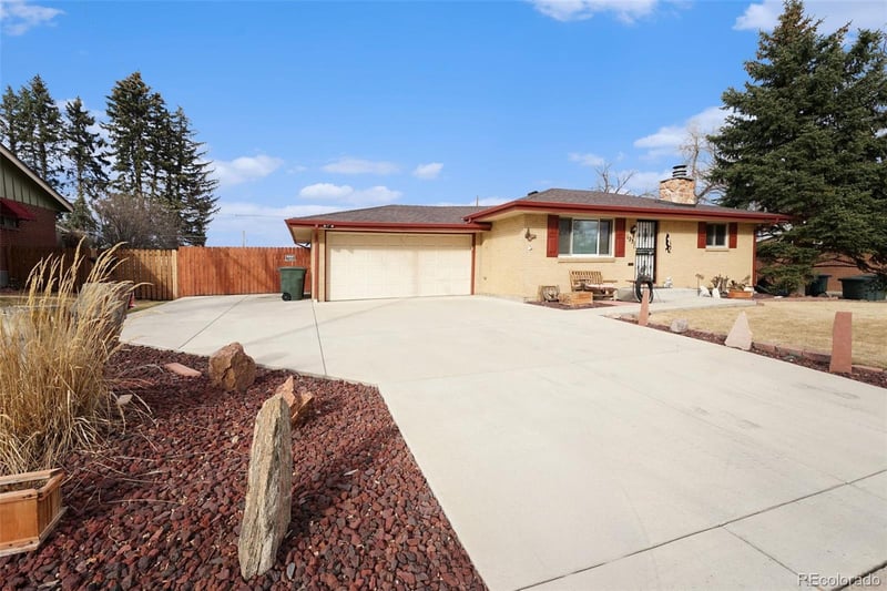 1231 W 102nd Pl, Northglenn, CO 80260