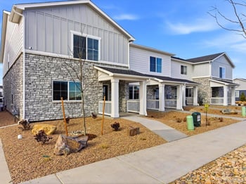 6527 Nepal St, Aurora, CO 80019