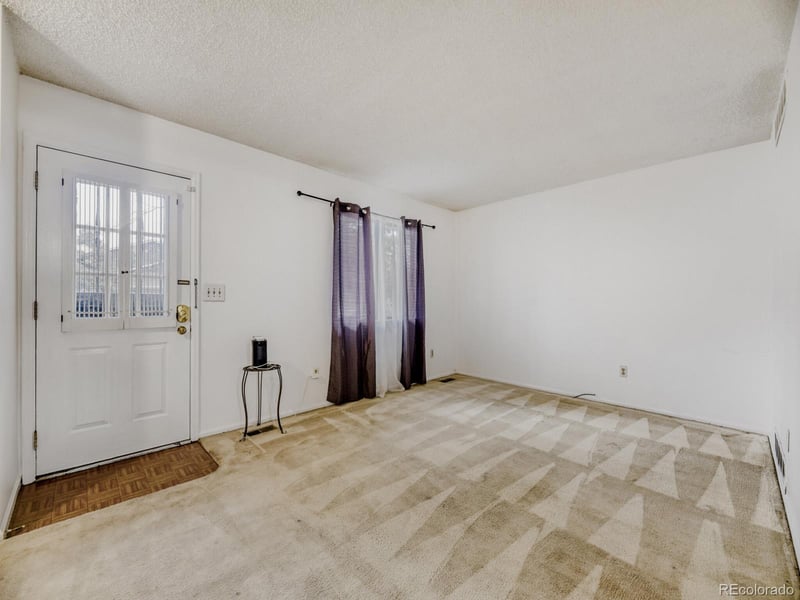 446 Balsam St, Lakewood, CO 80226