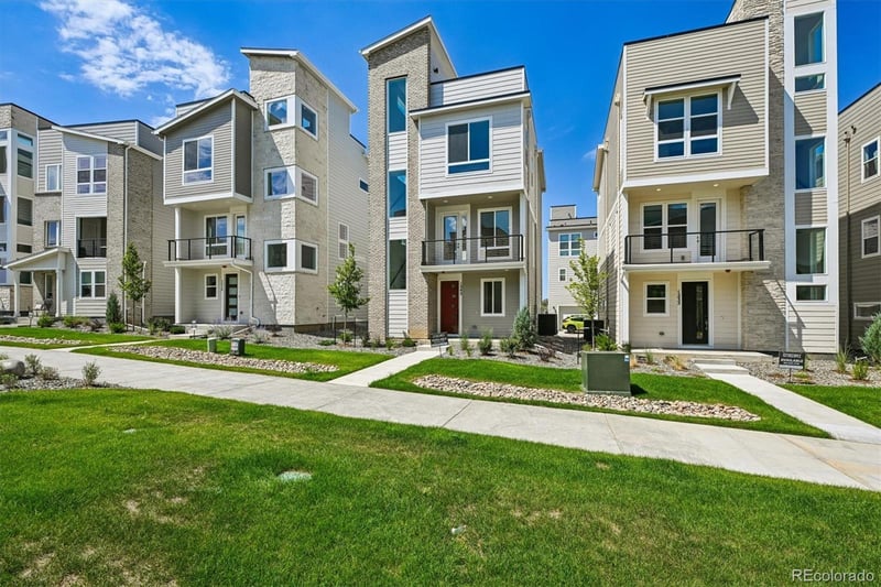 1242 Dylan Dr, Erie, CO 80026