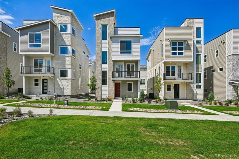 1242 Dylan Dr, Erie, CO 80026