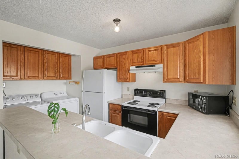 1110 Waco St #E, Aurora, CO 80017