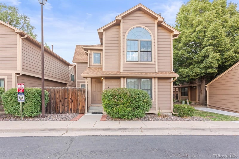 1720 Quintero Way, Aurora, CO 80017