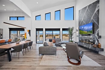 5425 Schaefer Ln, Pueblo, CO 81004