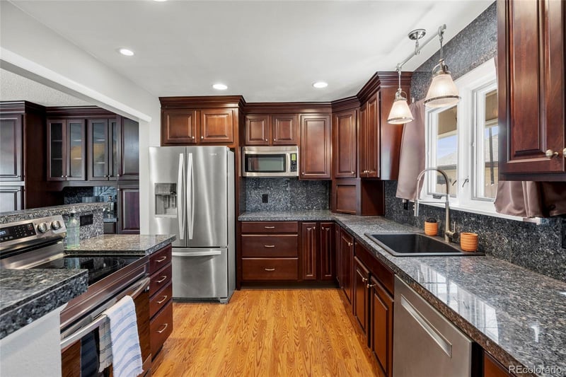 2625 Peoria St, Aurora, CO 80014