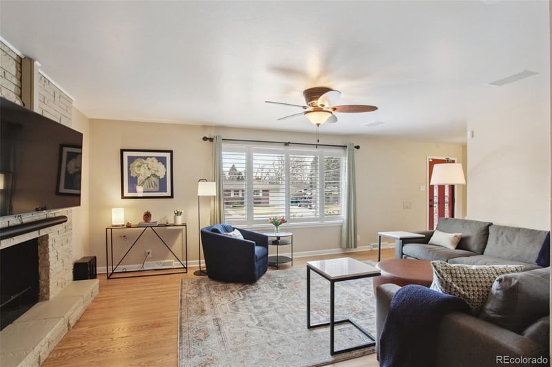 6266 Valleyview St, Littleton, CO 80120