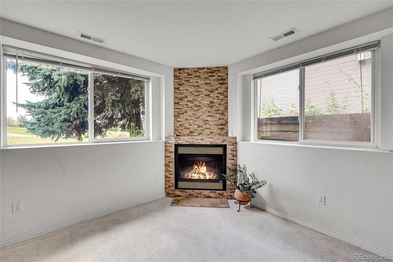 1732 Peregrine Ln, Broomfield, CO 80020