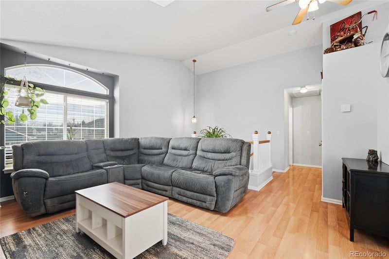 17457 Bellewood Cir, Aurora, CO 80015