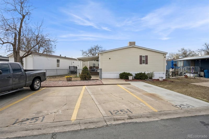 2885 Midway Blvd, Denver, CO 80234