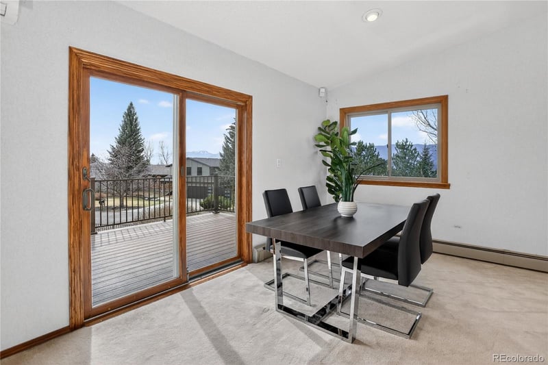 355 Palm Springs Dr, Colorado Springs, CO 80921