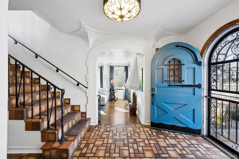 6400 Montview Blvd, Denver, CO 80207