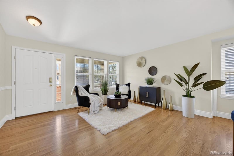 20763 Girard Dr, Aurora, CO 80013