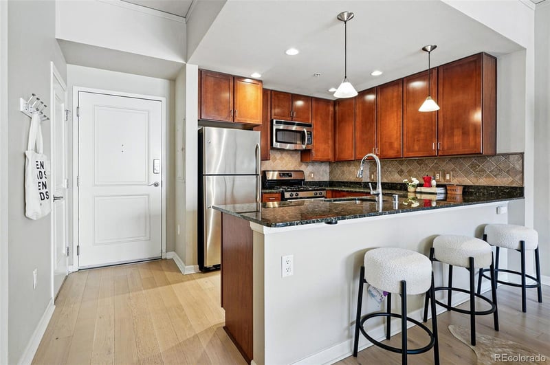 1975 Grant St #810, Denver, CO 80203