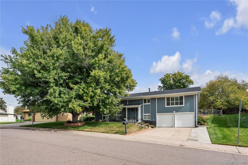4080 Vincennes Ct, Denver, CO 80237