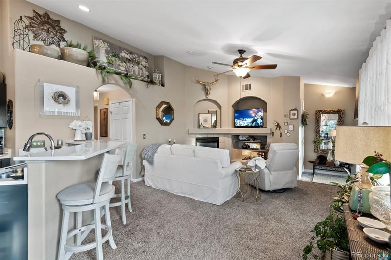 675 Canyon Dr, Castle Rock, CO 80104
