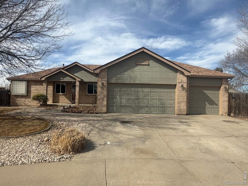 802 Waxberry Ct, Loveland, CO 80538