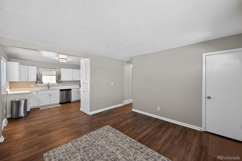 830 Wheeling St, Aurora, CO 80012