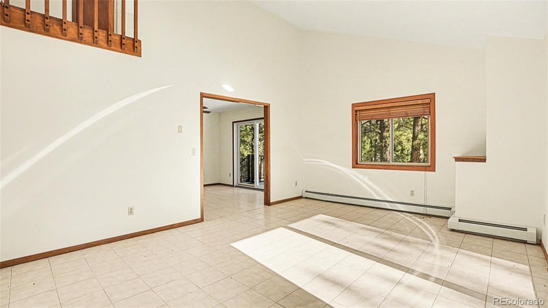 623 Weston Rd, Larkspur, CO 80118