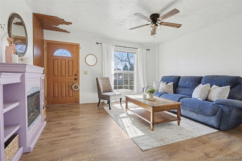 1632 Rifle St, Aurora, CO 80017